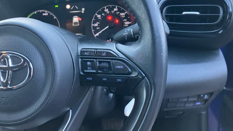 Toyota Yaris 1.5 Hybrid Icon 5dr CVT Hybrid Hatchback